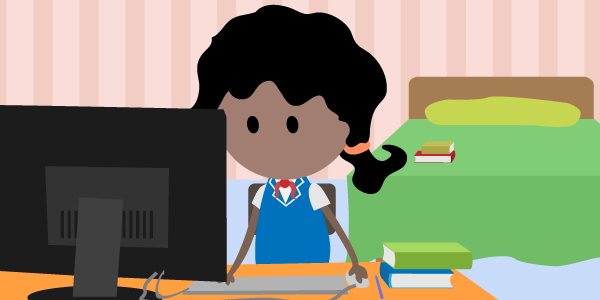 Niña frente a la computadora haciendo tareas a través del uso del internet